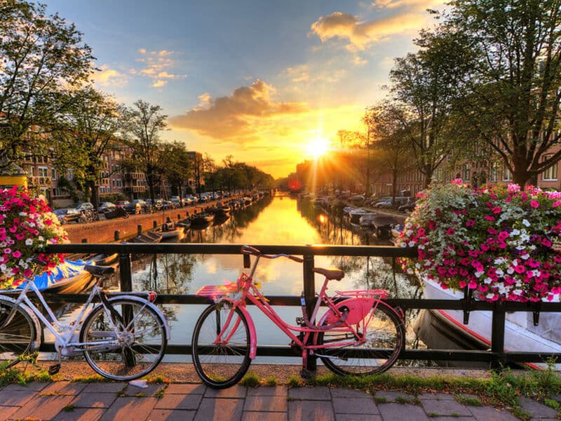 Benelux & Paris & Almanya Serüveni Turu Pegasus Hava Yolları ile 7 Gece ORY- AMS 2026 Dönemi
